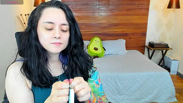 KatherineBond online show from 01/05/25, 12:09
