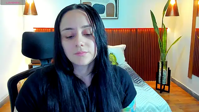 KatherineBond online show from 11/14/25, 07:45