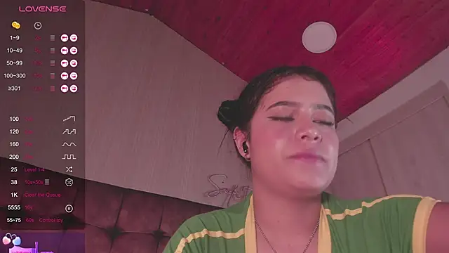 Sofi Blossom online show from 02/02/25, 02:48