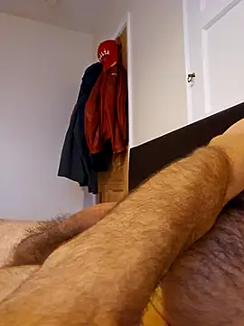 Snapshot of meateater1 chatting on 11/09/25, 04:05 meateater1 online show from 11/09/25, 04:05