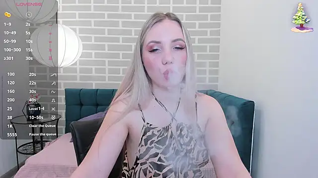 EvaMoran online show from 06/04/26, 01:44