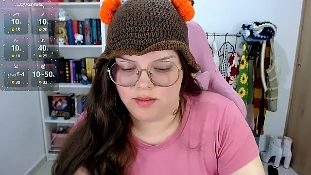 Snapshot of Gabiwaifu chatting on 10/03/25, 11:18 Gabiwaifu online show from 10/03/25, 11:18