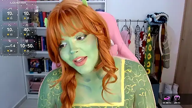 Snapshot of Gabiwaifu chatting on 10/08/25, 12:52 Gabiwaifu online show from 10/08/25, 12:52