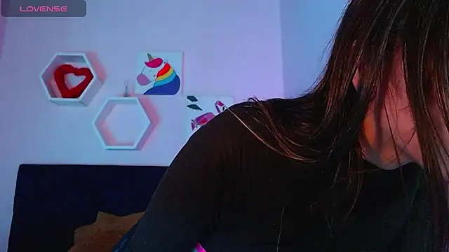 Snapshot of AnnaliOlsenX chatting on 01/07/25, 04:27 AnnaliOlsenX online show from 01/07/25, 04:27