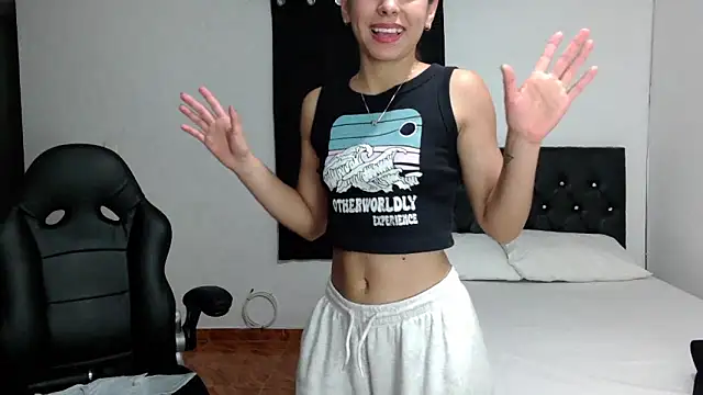sweetcami1 online show from 03/11/25, 03:37