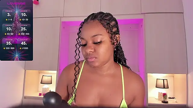 tamaraa smiith online show from 12/30/24, 11:48