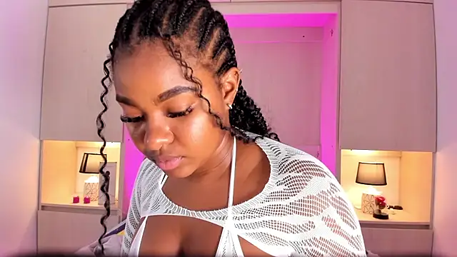 tamaraa smiith online show from 01/08/25, 02:46