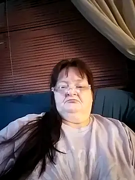 Bayou Woman68 online show from 02/06/26, 12:26