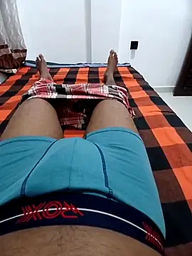 Snapshot of alanjoyoo chatting on 03/21/25, 01:12 alanjoyoo online show from 03/21/25, 01:12