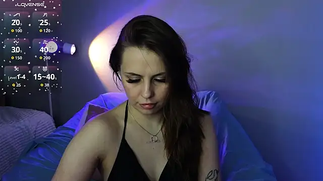 Aisha Riley online show from 09/24/25, 02:42