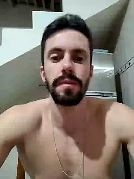 Snapshot of Diegosob8720 chatting on 12/27/24, 01:22 Diegosob8720 online show from 12/27/24, 01:22