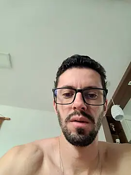 Snapshot of Diegosob8720 chatting on 02/24/25, 12:05 Diegosob8720 online show from 02/24/25, 12:05