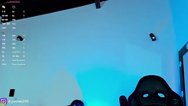 DilanJonnes  online show from 07/22/26, 07:05