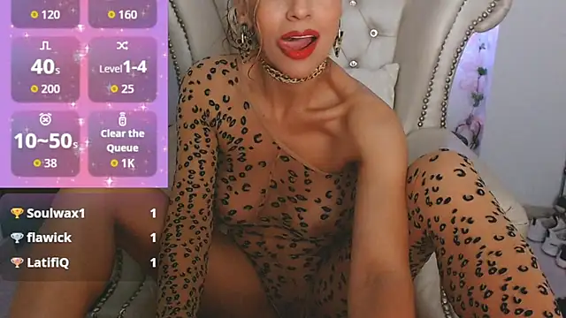Snapshot of Isabelhot1 chatting on 02/19/26, 06:15 Isabelhot1 online show from 02/19/26, 06:15