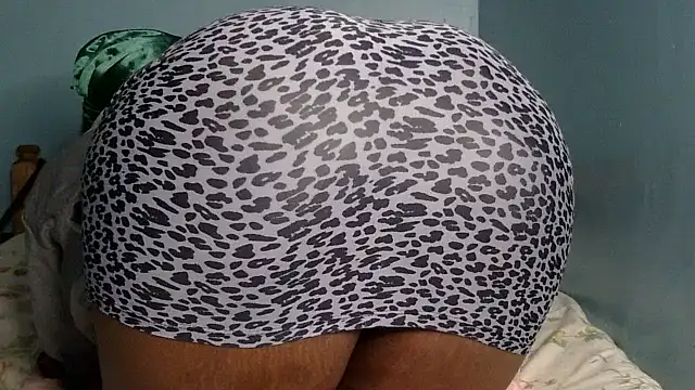 Snapshot of medinahswee chatting on 11/23/25, 10:09 medinahswee online show from 11/23/25, 10:09