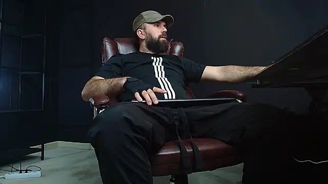JackEthann online show from 12/30/24, 06:31