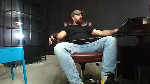 JackEthann online show from 01/06/25, 06:47