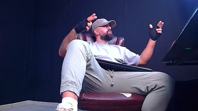 JackEthann online show from 09/17/25, 04:47