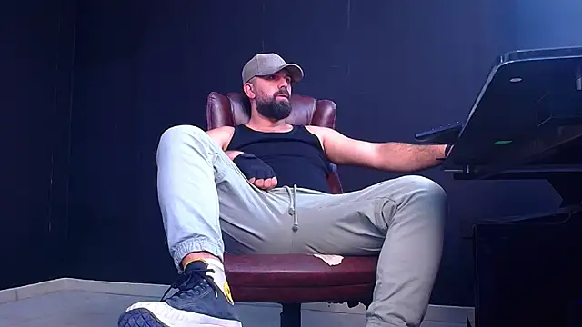 JackEthann online show from 09/23/25, 05:21