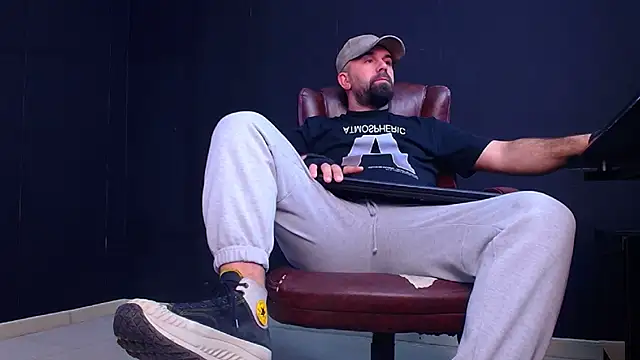 JackEthann online show from 10/06/25, 04:43