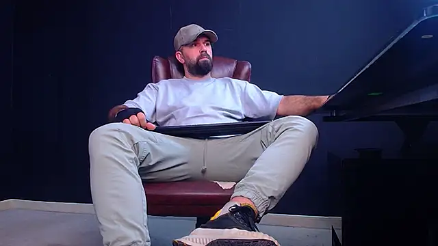 JackEthann online show from 10/11/25, 04:44