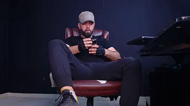 JackEthann online show from 10/27/25, 05:44