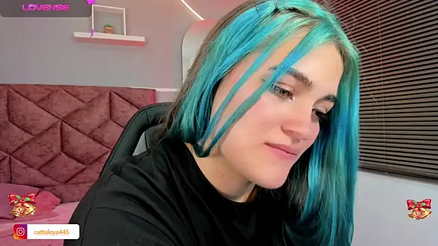 cattaleya    online show from 12/13/24, 09:24