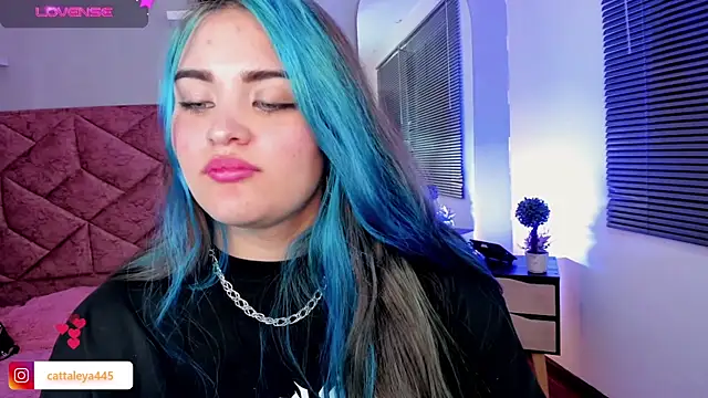 cattaleya    online show from 01/24/25, 09:28