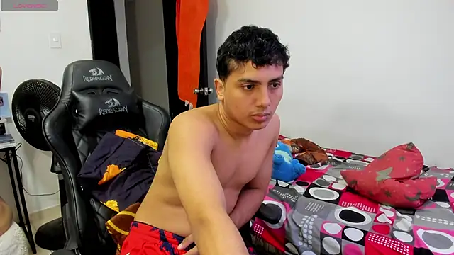 Max kony online show from 03/07/25, 09:17