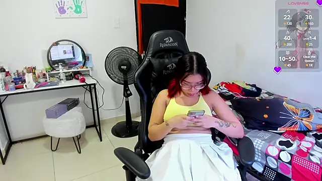 Max kony online show from 03/08/25, 11:49