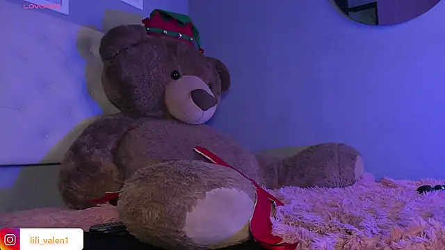 lilieth hot online show from 12/13/24, 10:08