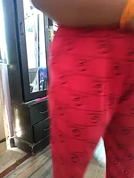 Snapshot of Samarya-78 chatting on 10/15/25, 05:40 Samarya-78 online show from 10/15/25, 05:40