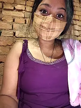 Snapshot of Samarya-78 chatting on 12/04/25, 02:43 Samarya-78 online show from 12/04/25, 02:43