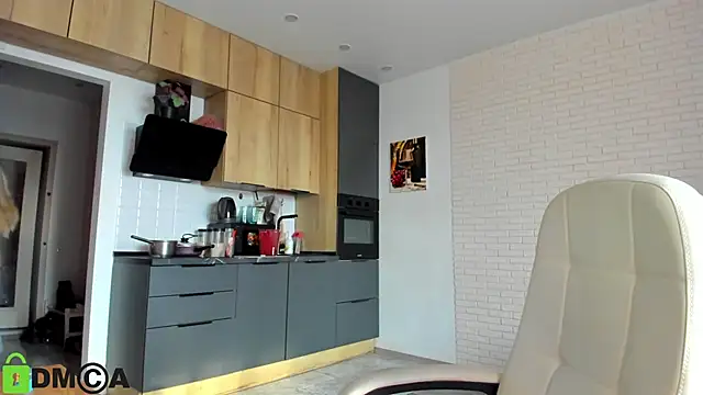 Snapshot of _Alice_Kitty chatting on 10/24/25, 08:33 Alice Kitty online show from 10/24/25, 08:33