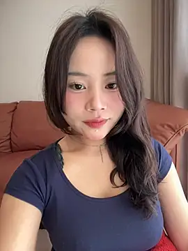 Snapshot of Hot_Mm chatting on 03/04/25, 07:51 Hot Mm online show from 03/04/25, 07:51