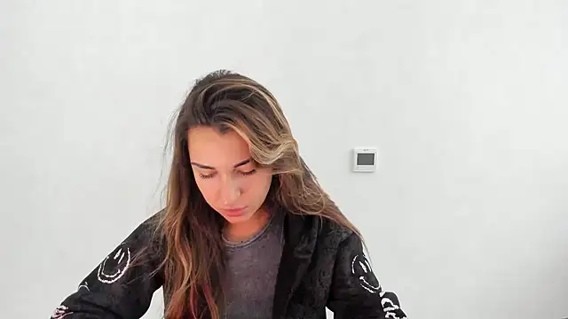 Summmmersky online show from 11/10/25, 01:43