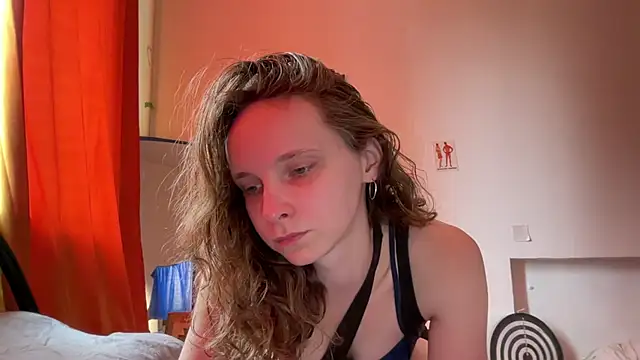 MikkyMoony online show from 09/18/25, 09:22