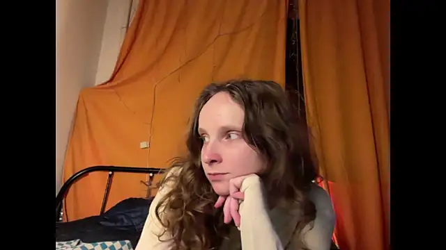 MikkyMoony online show from 09/23/25, 08:34