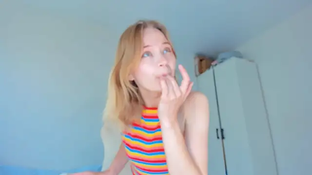JennyWoody online show from 06/15/26, 04:58