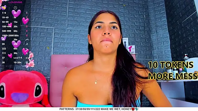 Snapshot of AriannaLewiis chatting on 01/18/25, 07:37 AriannaLewiis online show from 01/18/25, 07:37