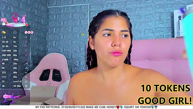 Snapshot of AriannaLewiis chatting on 03/06/25, 01:37 AriannaLewiis online show from 03/06/25, 01:37