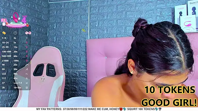 Snapshot of AriannaLewiis chatting on 03/11/25, 01:59 AriannaLewiis online show from 03/11/25, 01:59