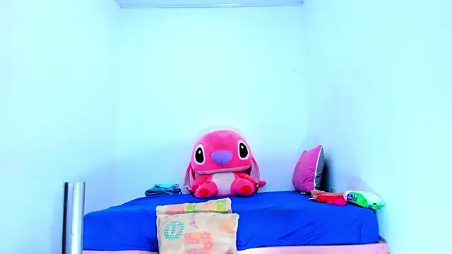 AriannaLewiis online show from 07/23/26, 07:34