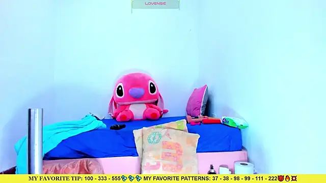 AriannaLewiis online show from 07/24/26, 07:34