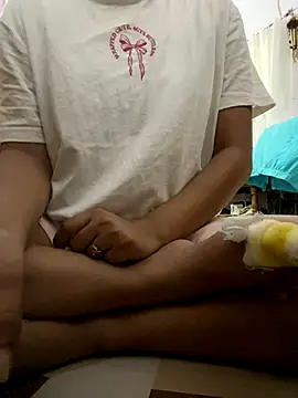 samayra124 online show from 09/16/25, 06:25