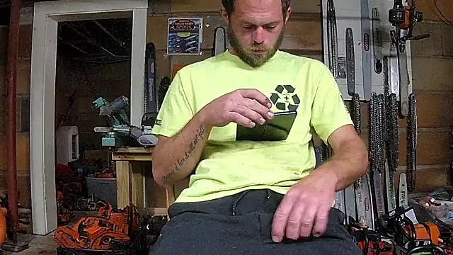 Bigoleslong98765 online show from 10/18/25, 05:32