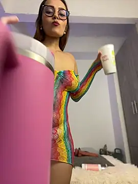 Miss-Abbii online show from 12/17/24, 10:54