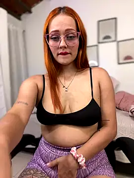 Miss-Abbii online show from 10/15/25, 12:22