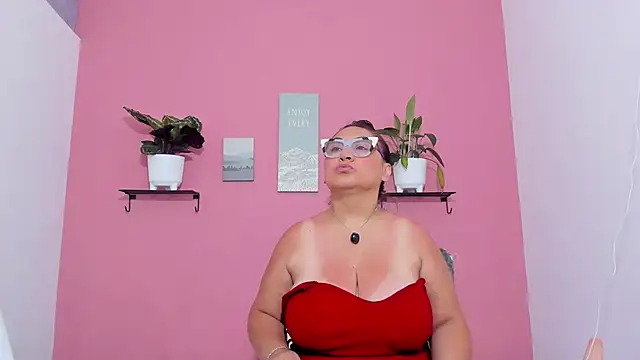 Karo 11  online show from 09/30/25, 08:52