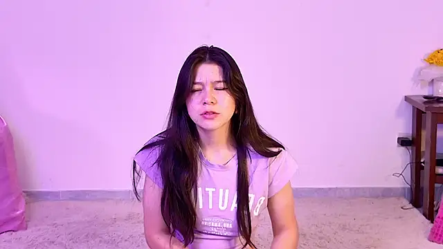 Snapshot of pink_flower_ chatting on 11/05/25, 11:16 pink flower online show from 11/05/25, 11:16